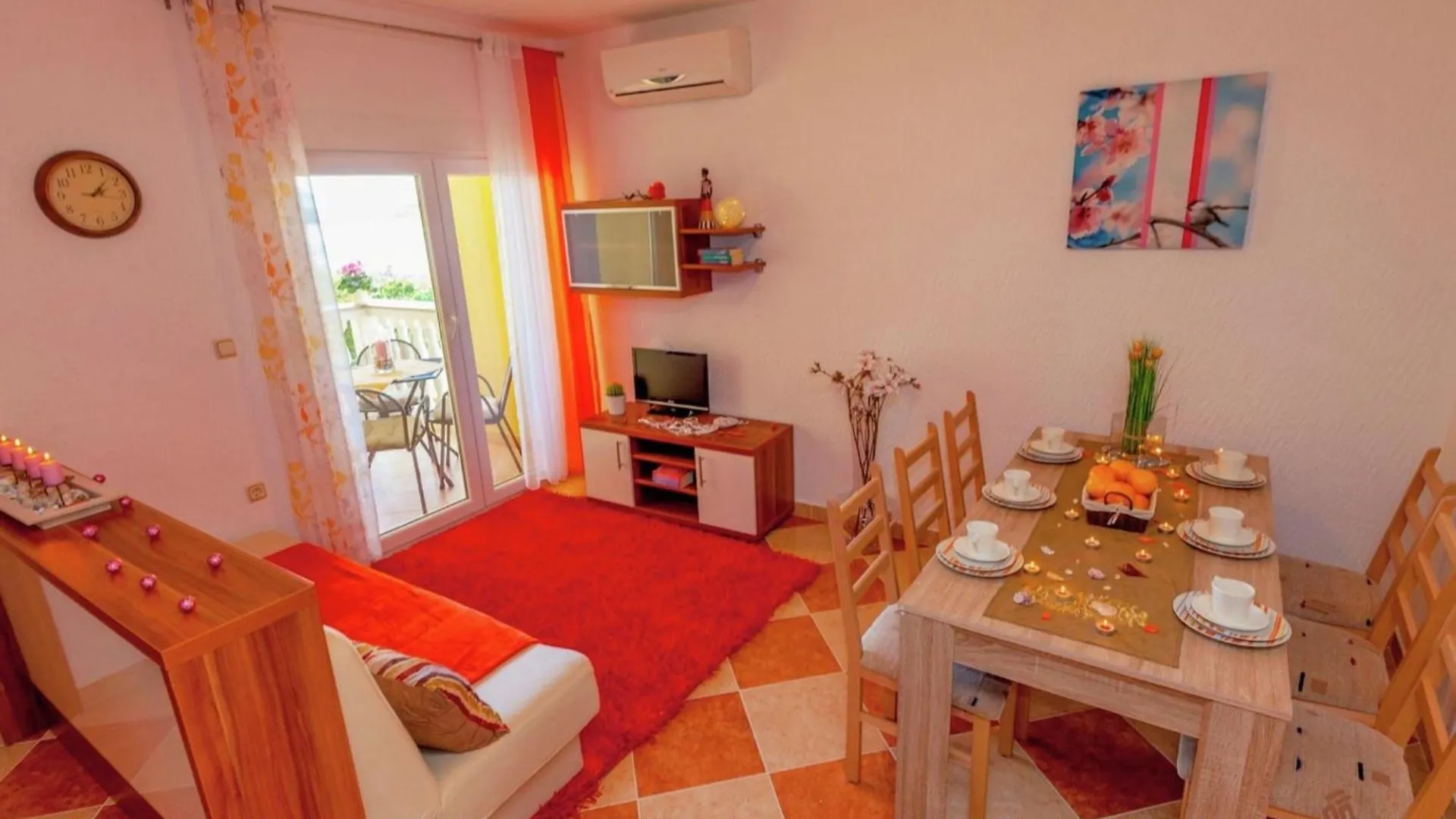 Tasteful Apartment In Dramalj With Swimming Pool